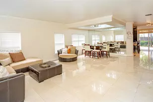 6772 NW 111th Ave, Doral, FL 33178 - Photo 6