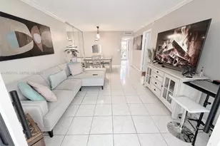 3040 Holiday Springs Blvd, Margate, FL 33063 - Photo 8