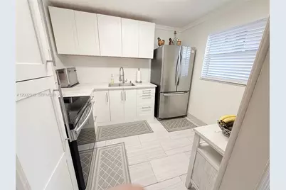 3040 Holiday Springs Blvd #110, Margate, FL 33063 - Photo 4