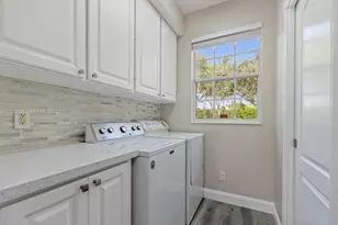 152 Santa Barbara Way, Palm Beach Gardens, FL 33410 - Photo 8