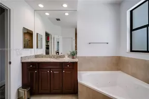 10045 NW 86th Terrace, Doral, FL 33178 - Photo 32