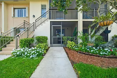 390 Lakeview Dr #102, Weston, FL 33326 - Photo 4