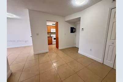 8500 NW 8th St #308, Miami, FL 33126 - Photo 6