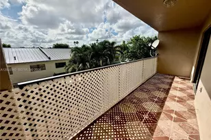 8500 NW 8th St, Miami, FL 33126 - Photo 28