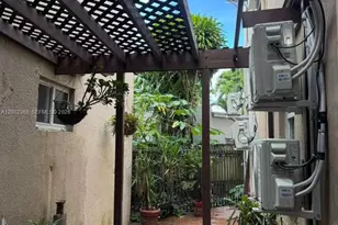 2425 SW 6th St, Miami, FL 33135 - Photo 20