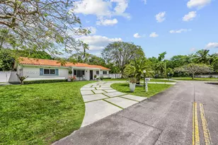 7495 SW 73rd Ter, Miami, FL 33143 - Photo 4