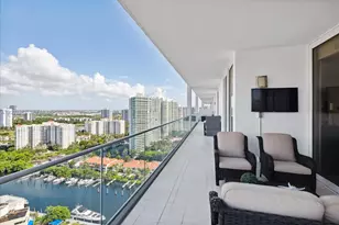 19707 Turnberry Way, Aventura, FL 33180 - Photo 20