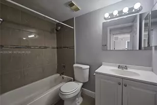 734 Executive Center Dr, West Palm Beach, FL 33401 - Photo 6
