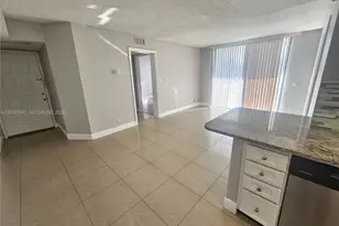 734 Executive Center Dr, West Palm Beach, FL 33401 - Photo 2
