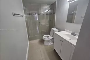 734 Executive Center Dr, West Palm Beach, FL 33401 - Photo 8