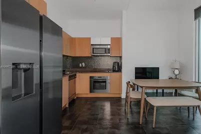 300 S Biscayne Blvd #PH-3903, Miami, FL 33131 - Photo 8