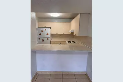 180 Royal Palm Rd #216, Hialeah Gardens, FL 33016 - Photo 1