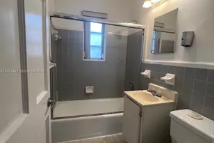 1421 SW 37th Ave, Miami, FL 33145 - Photo 10