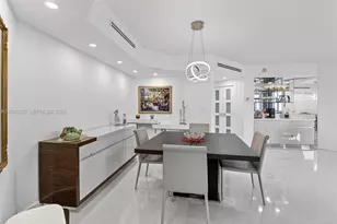 3000 Island Blvd, Aventura, FL 33160 - Photo 6