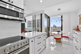 3000 Island Blvd, Aventura, FL 33160 - Photo 16