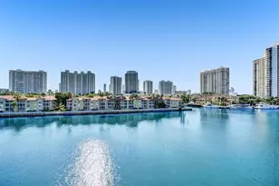 2999 Point E Dr, Aventura, FL 33160 - Photo 28
