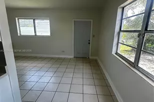 821 SW 2nd St, Florida City, FL 33034 - Photo 18