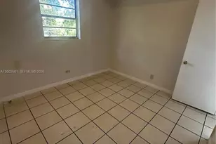 821 SW 2nd St, Florida City, FL 33034 - Photo 14