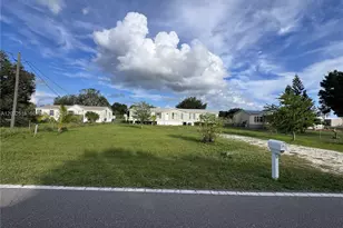 866 NE 104, Okeechobee, FL 34972 - Photo 2