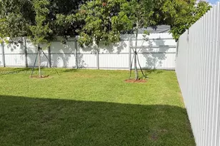 831 SE 9th Ave, Hialeah, FL 33010 - Photo 4