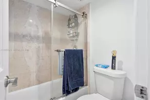 300 Bayview Dr, Sunny Isles Beach, FL 33160 - Photo 26