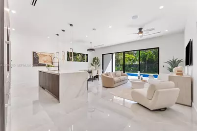 1122 NE 10th Ave #B, Fort Lauderdale, FL 33304 - Photo 4