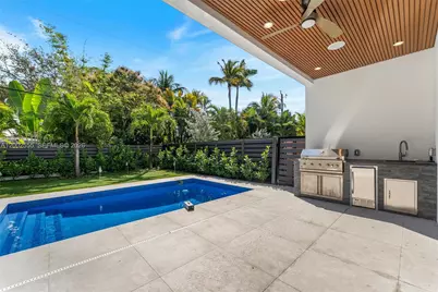 1122 NE 10th Ave #B, Fort Lauderdale, FL 33304 - Photo 26