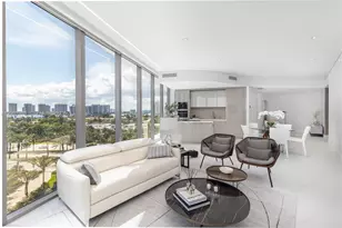 18975 Collins Ave, Sunny Isles Beach, FL 33160 - Photo 4