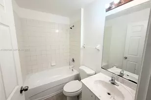 1751 NE 6th St, Boynton Beach, FL 33435 - Photo 6