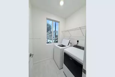2367 SE 11th St #2367, Homestead, FL 33035 - Photo 6