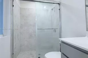 2367 SE 11th St, Homestead, FL 33035 - Photo 12
