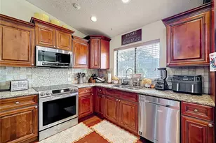 8060 NW 51st Ct, Lauderhill, FL 33351 - Photo 40