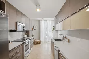 801 Brickell Key Blvd, Miami, FL 33131 - Photo 6