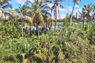 700 NE 14th Ave, Hallandale Beach, FL 33009 - Photo 12