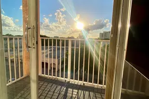 199 SW 12th Ave, Miami, FL 33130 - Photo 30