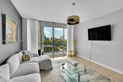 79 SW 12th St #1605, Miami, FL 33130 - Photo 1