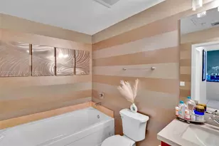 79 SW 12th St, Miami, FL 33130 - Photo 10