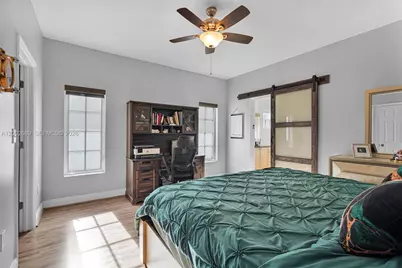 1381 W 30th St, Hialeah, FL 33012 - Photo 26