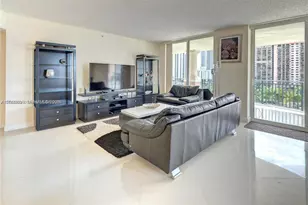 17555 Atlantic Blvd, Sunny Isles Beach, FL 33160 - Photo 32