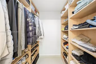 600 NE 27th St, Miami, FL 33137 - Photo 8