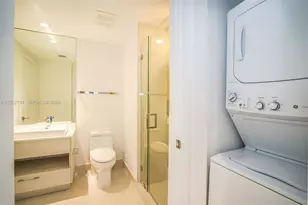 55 SW 9th St, Miami, FL 33130 - Photo 12