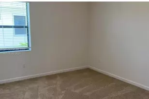 606 SW 12th St, Florida City, FL 33034 - Photo 12