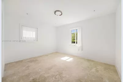 255 Ridgewood Rd, Key Biscayne, FL 33149 - Photo 14