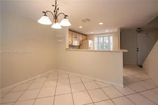 81 SW 3rd St, Pompano Beach, FL 33060 - Photo 34