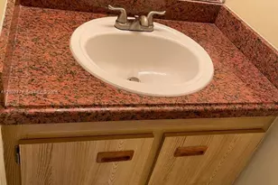 81 SW 3rd St, Pompano Beach, FL 33060 - Photo 14