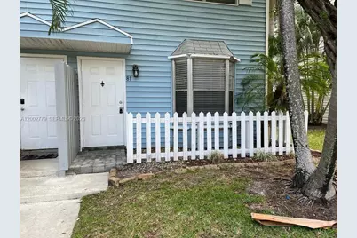 81 SW 3rd St #81, Pompano Beach, FL 33060 - Photo 32