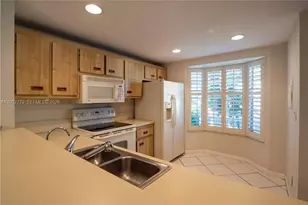 81 SW 3rd St, Pompano Beach, FL 33060 - Photo 4