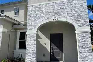 1844 SE 27th Rd, Homestead, FL 33035 - Photo 2