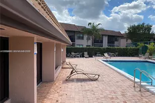 10468 NW 10th St, Pembroke Pines, FL 33026 - Photo 36