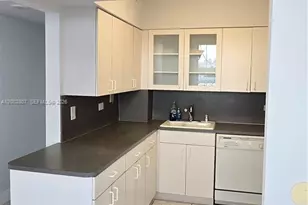 7441 Wayne Ave, Miami Beach, FL 33141 - Photo 16